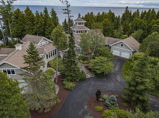 8576 E Bues Point Rd, Baileys Harbor, WI 54202