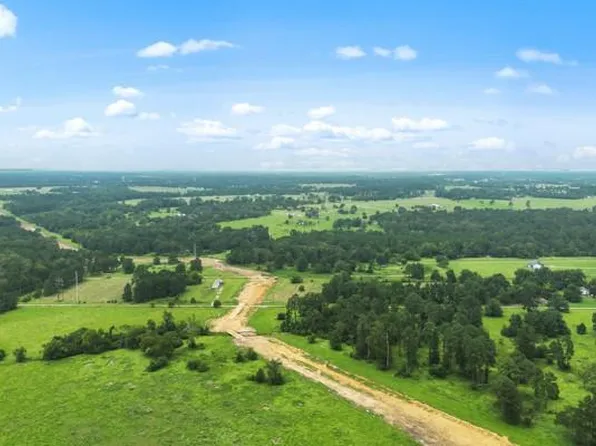 148A Rogers Rd, New Waverly, TX 77358