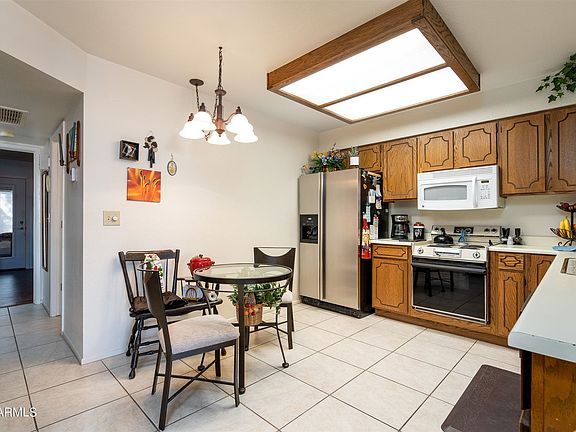 4th image of 2064 S Farnsworth Dr Unit 2