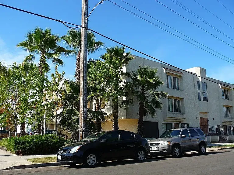 4189 Monroe Ave — Photo 23