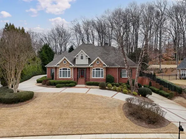 981 Ardmore Trl, Hoschton, GA 30548