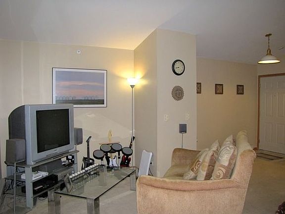 4th image of 1414 W Clear Water Cir Unit 2D