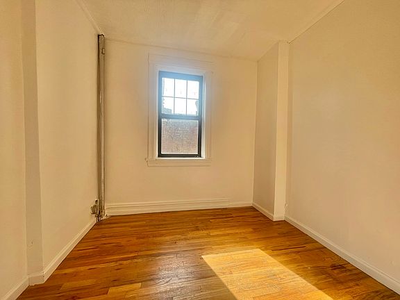 4th image of 988 Bergen St APT D4