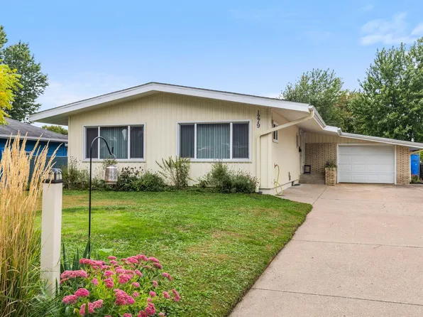 1279 Smith Ave S, West Saint Paul, MN 55118