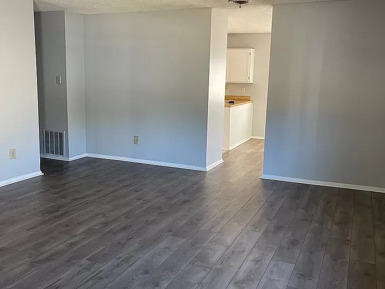 7331 Palgrave Ln — Photo 7