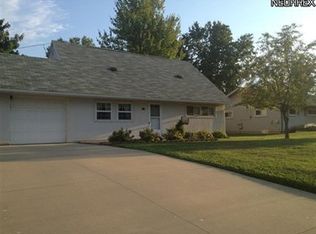 403 Southward Dr, Youngstown, OH