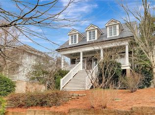 10559 Serenbe Ln, Chattahoochee Hills, GA 30268