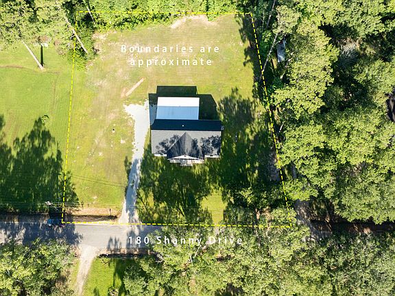 3rd image of 180 Shanny Dr
