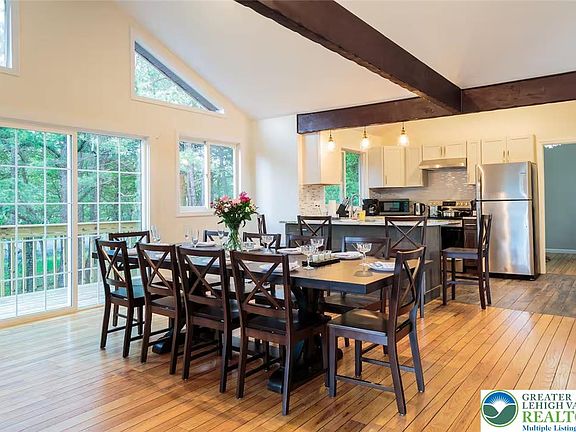 5th image of 177 Elmwood Dr