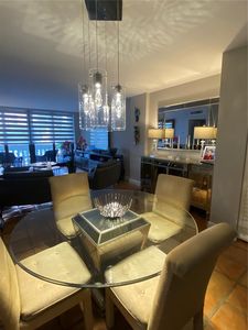 90 Edgewater Dr APT 210, Coral Gables, FL, 33133