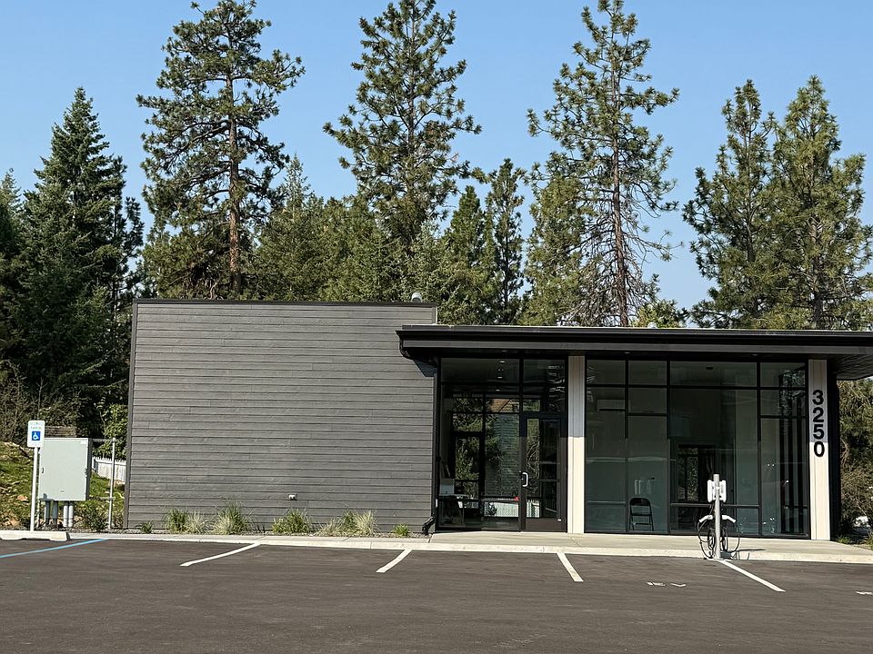 Building Photo 3
