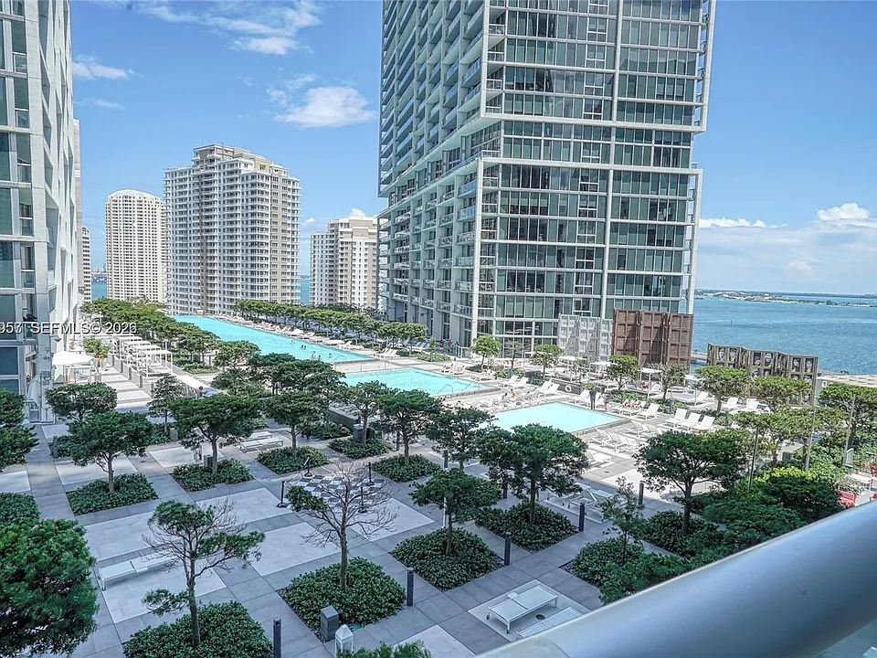 485 Brickell Ave #1701