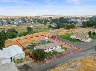 605 SW Regent Ave, Wilbur, WA 99185