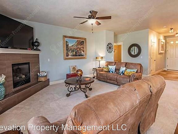 3rd image of 720 Wildwood Falls Ct