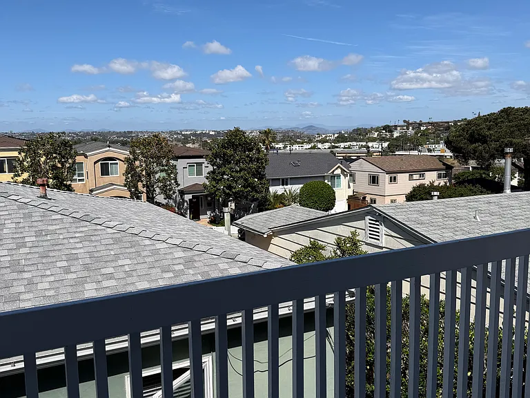 4339 Mentone St — Photo 1