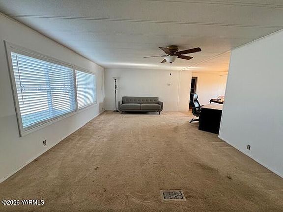 4th image of 401 Schut Rd Trailer 99