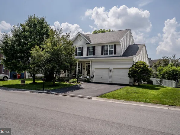 195 Dinwiddie Way, Kearneysville, WV 25430