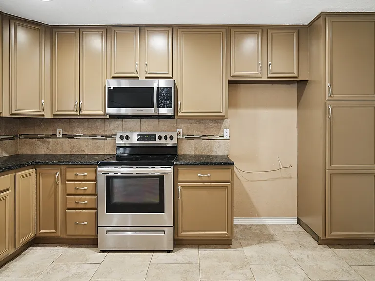 5161 Bartlett Dr — Photo 17
