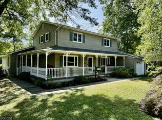 88 Flower Ave, Washington, NJ 07882