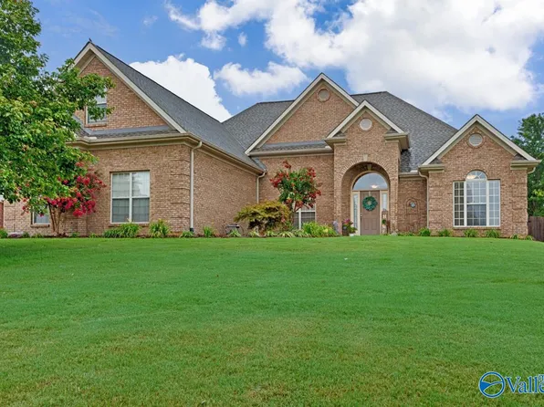 25885 Gray Stone Dr, Madison, AL 35756