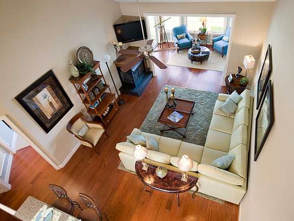 5th image of 410 Independence Ln #210