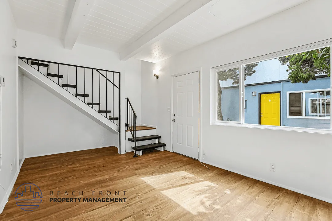 217-219 S. Esplanade St. — Photo 4