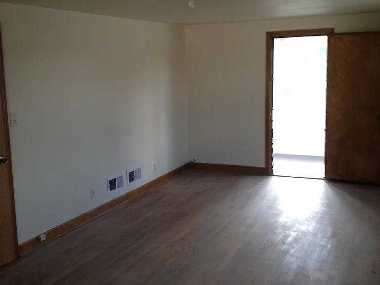 1115 N Mason St — Photo 9