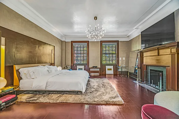 Sold by Societe Real Estate | media 15