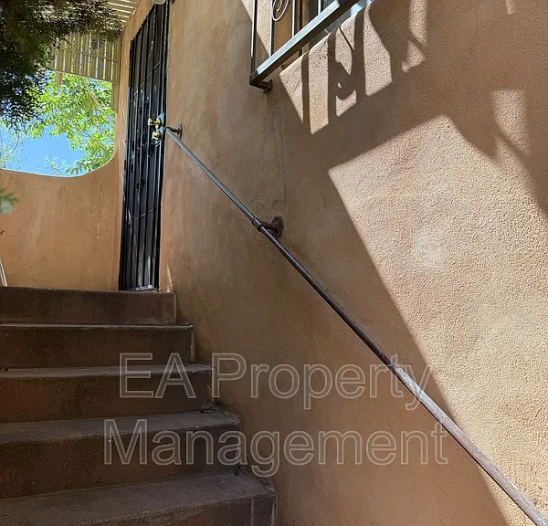 414 Pine St SE #3 — Photo 8