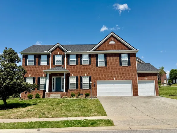 149 Cabin Branch Cir, Hendersonville, TN 37075