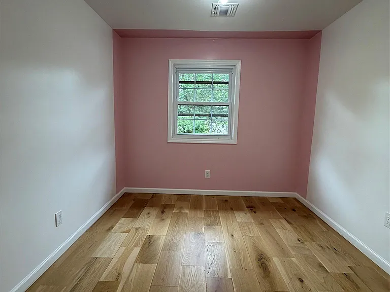 48 Somerset Dr — Photo 27