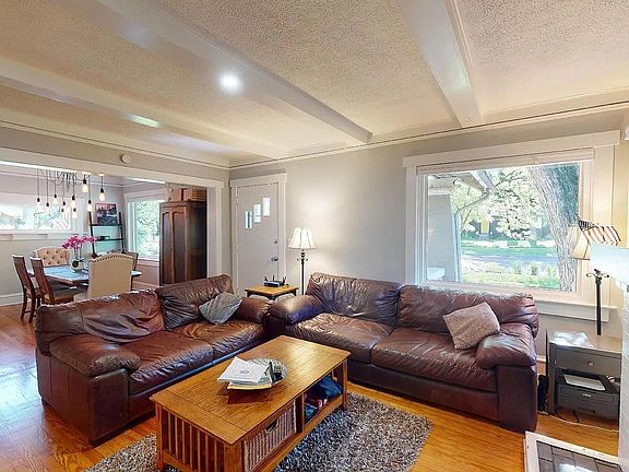 3rd image of 1217 S University Boulevard