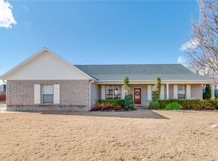 4004 SW Buckeye Ave, Bentonville, AR 72712