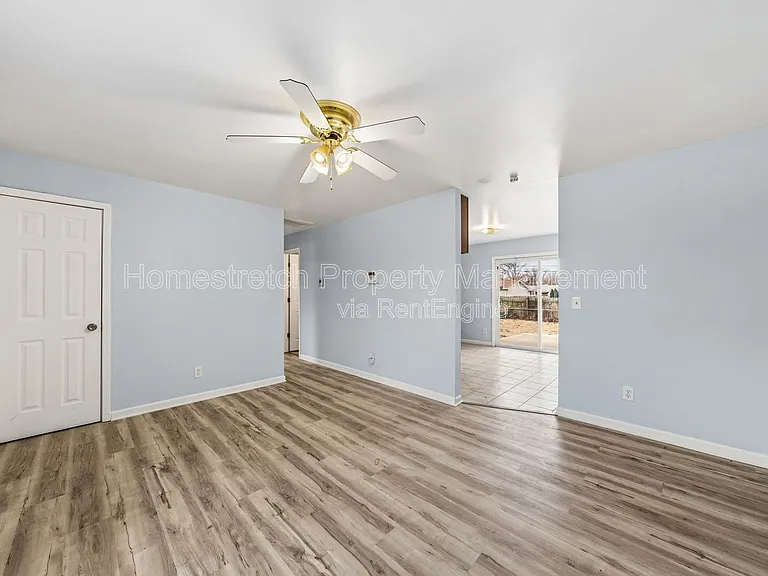 850 Saint Bartholomew Dr — Photo 12