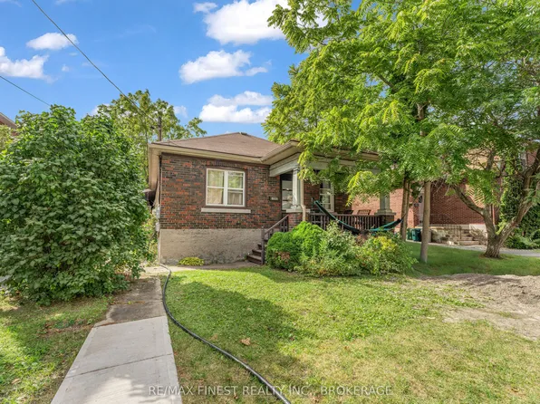 236 Collingwood St, Kingston, ON K7L 3X8