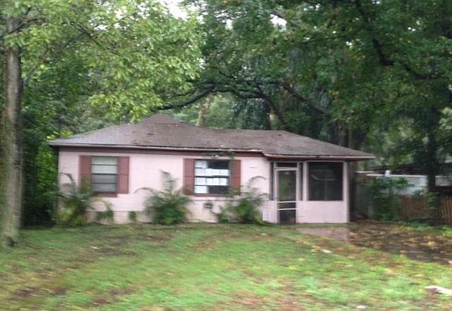 1st image of 8107 N Newport Ave
