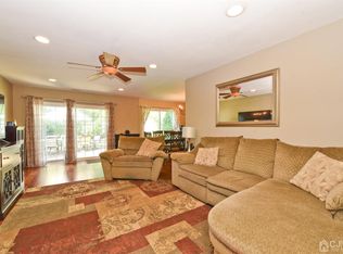 64 Woodland Way, Dayton, NJ