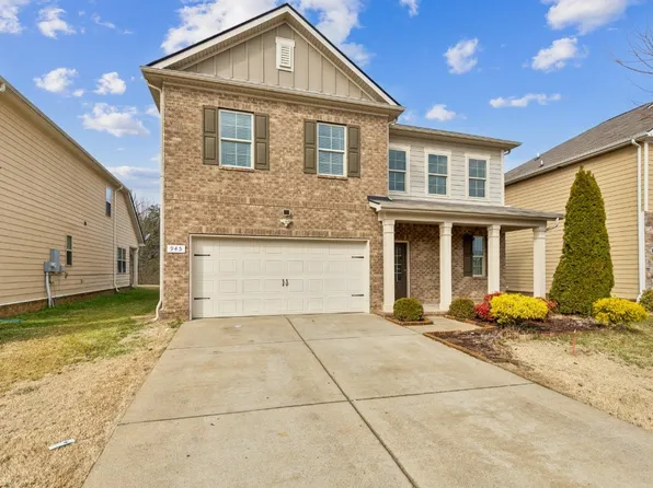 945 Manson Crossing Dr, Murfreesboro, TN 37128