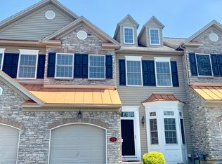 34 Hillside Ct S, Easton, PA 18045