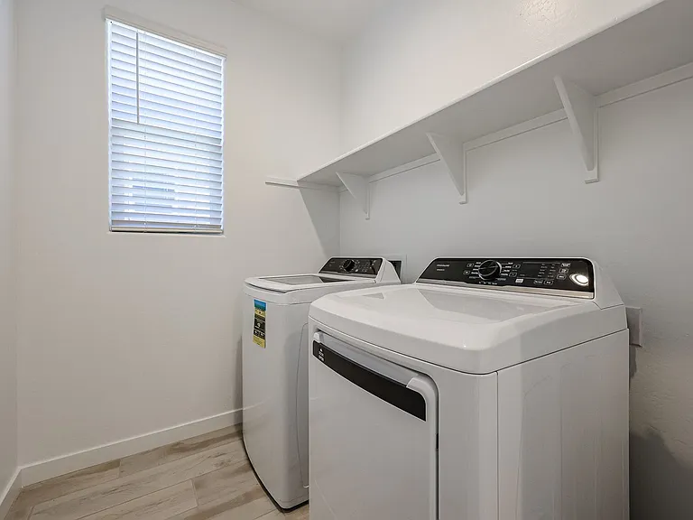 15771 W Superior Ave — Photo 17
