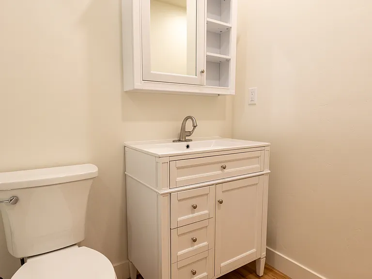 3712 Richmond St — Photo 14