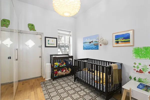 Sold by Digs Realty Group | media 11