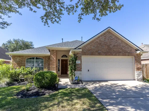 435 Sandstone Creek Ln, Dickinson, TX 77539