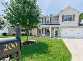 200 Hadley Dr, Lexington, NC 27295