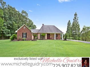 11020 Bayou Breeze Ln, Gonzales, LA 70737