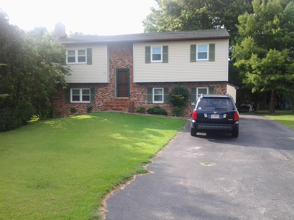 1st image of 718 Kimberly Way