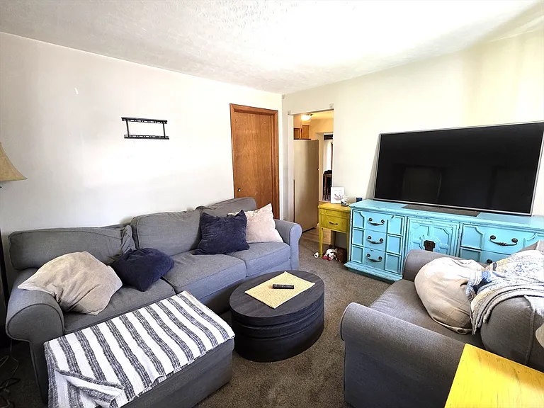 27 Cross St #1 — Photo 3