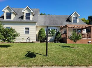 1712 Maserati Dr, Joliet, IL 60435