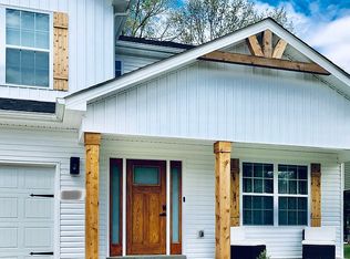 1705 Rains Rd, Clarksville, TN 37042