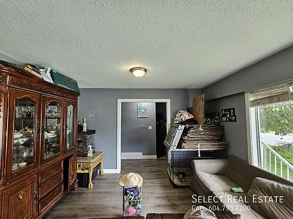 4th image of 8565 Norman Cres #A